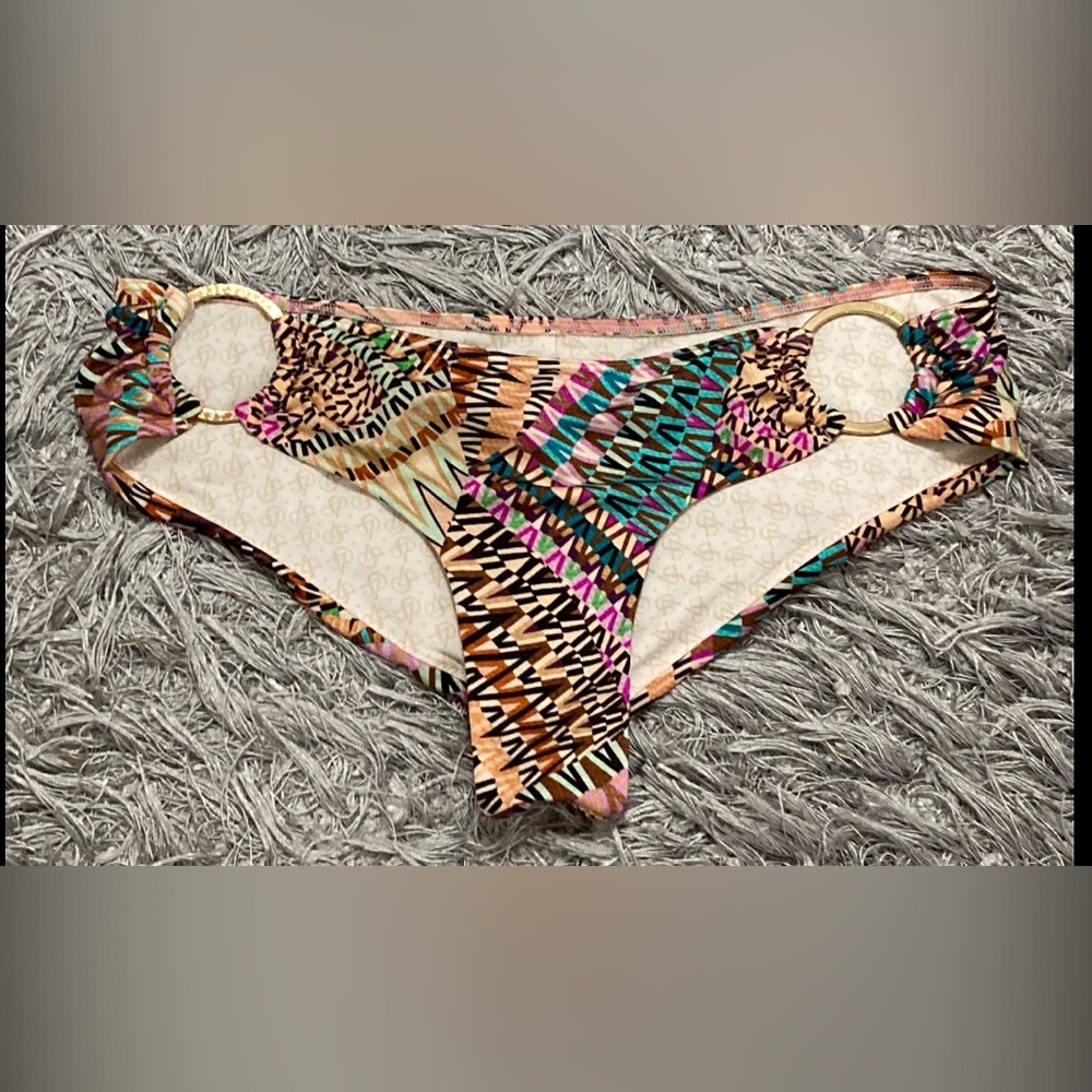 Victoria’s Secret Medium